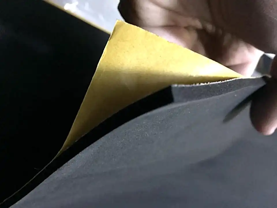 Oto Ses Yalıtımı 10 ( Yanmaz )